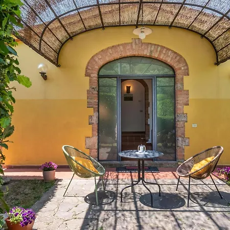 Pluto 1 Tatil Evi